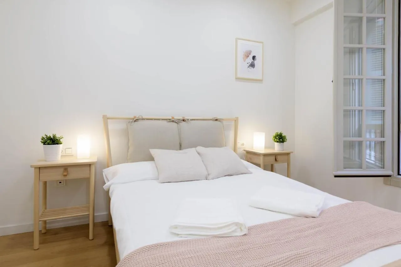 Wintowinrentals Plaza Del Teatro Malaga Historic Center & Free Parking Apartment